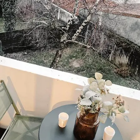 Balcon Du Champ De Mars - #parking #air Conditioner #clim アパート アングレーム